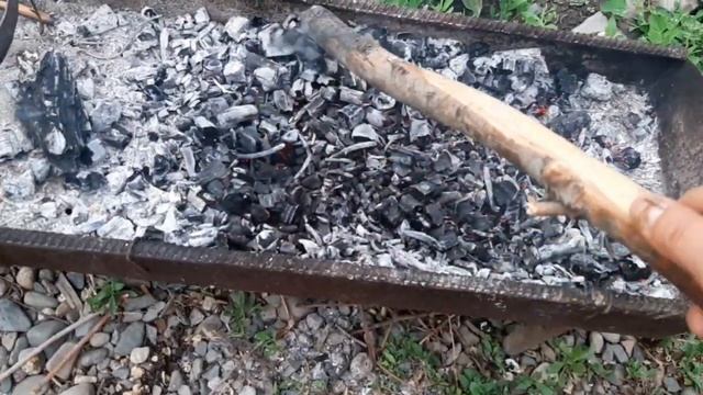 Куринный шашлык из окорочков. Быстрый вариант смотреть онлайн