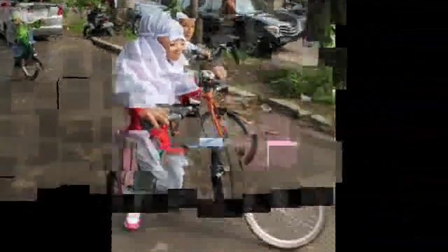 Bike To School SDIT Thariq Bin Ziyad PHP 2012 смотреть онлайн