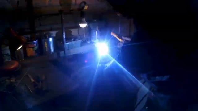 Сварочный инвертор Deko DKWM200A LCD ADVANSED. Краткий обзор и сварка разными электродами.