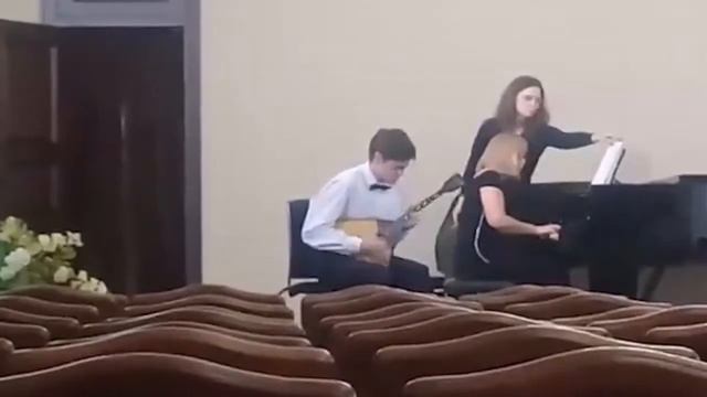 Игорь Грачёв студент УУИ(К), Венгерская рапсодия номер 2 смотреть онлайн