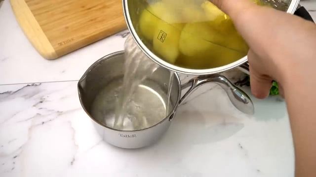 Я просто влюбилась в это тесто! Тесто на пирожки «универсальное» Век живи Век уч смотреть онлайн