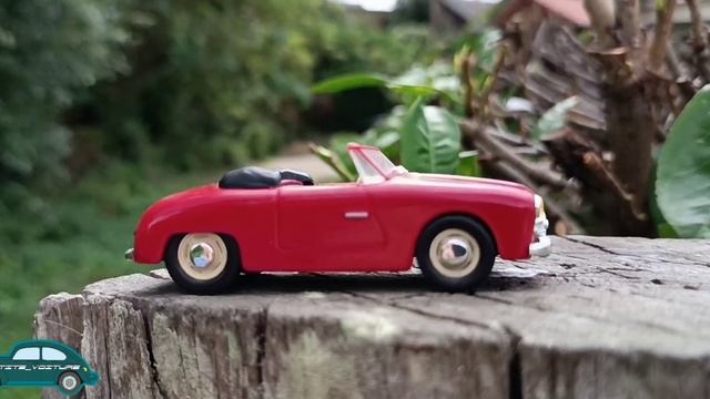 Panhard Dyna Junior (Ixo 1/43) смотреть онлайн