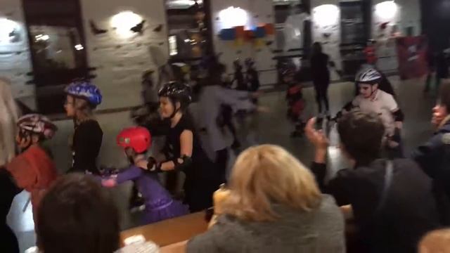 Ногам дорогу хэллоуин.mp4