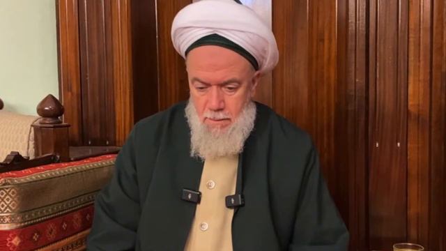 Allah'la mısın değil misin? Başka bir şeyin önemi yok. смотреть онлайн