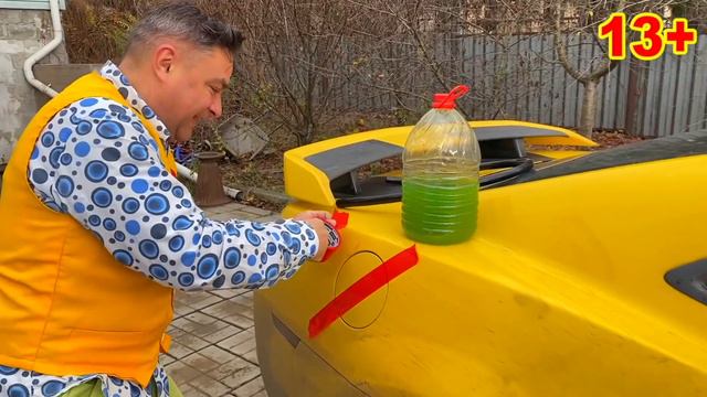 Panther in Car VS Racer Mr. Joe on Mercedes VS Older Mr. Joe 13+ смотреть онлайн