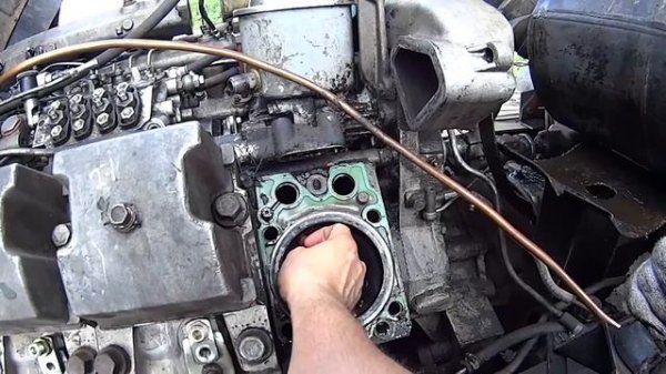 Бизнес на спецтехнике. Солярка в поддоне. Работы нет, одни ремонты.