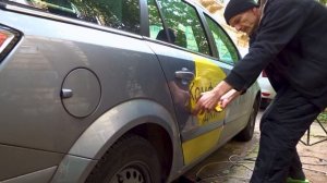 КАК СНЯТЬ НАКЛЕЙКИ ТАКСИ | БРЕНДОВКА | РЕКЛАМА | КАК СНЯТЬ БЫСТРО | ОКЛЕЙКА АВТОМОБИЛЯ | СЛЕДЫ КЛЕЯ