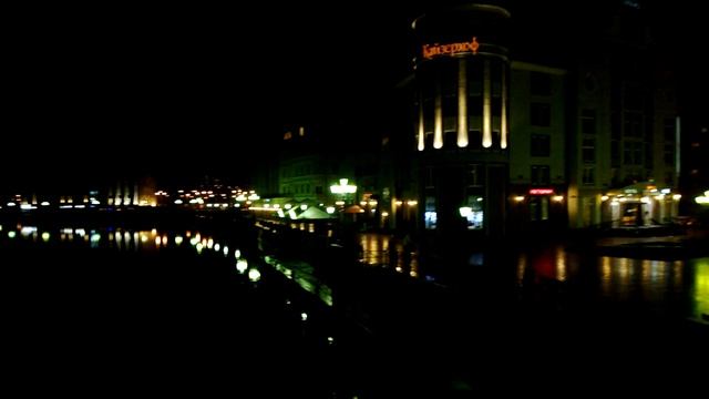 Nokia Lumia 1020. Что снимает видео ночью качественнее, он или Lumia 1520? смотреть онлайн