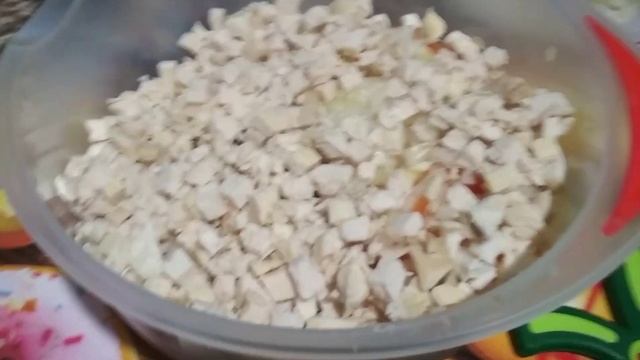Классический салат Оливье с курицей. Быстро и вкусно смотреть онлайн