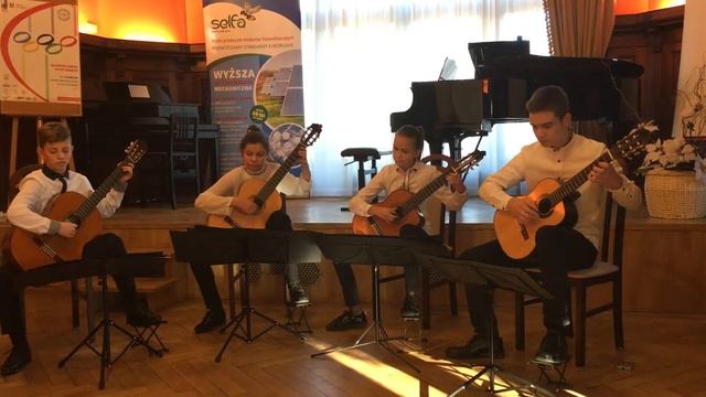 FOUR GUITARS Trzęsacki Kwartet Gitarowy - Johannes Brahms Taniec Węgierski nrV смотреть онлайн