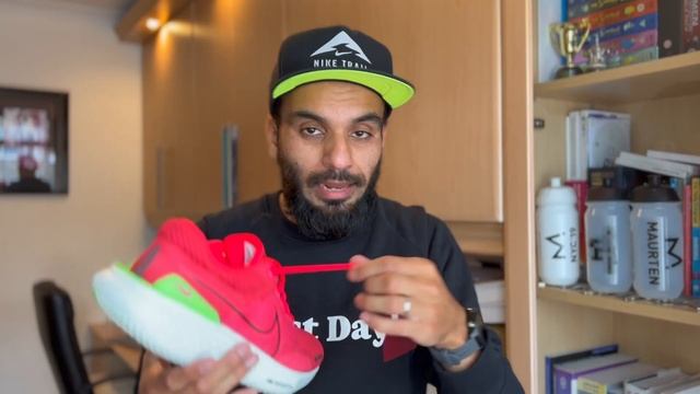 NIKE ZOOMX INVINCIBLE RUN 2 | WORTH THE UPGRADE? | FIRST IMPRESSION REVIEW смотреть онлайн
