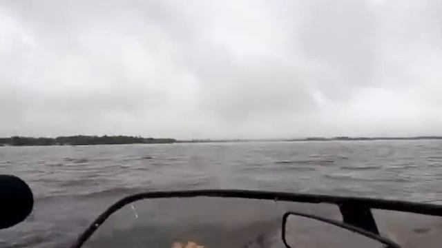 Днепр,Десна,Киев,Прогресс,Уходим от шторма смотреть онлайн