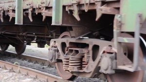 Спуск вагонов с сортировочной горки и работа вагонного замедлителя