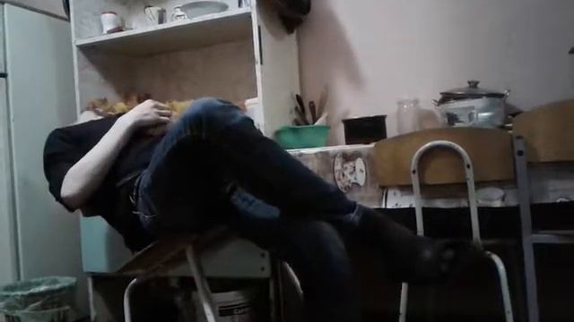 Пьяный Лёха загоняет речагу смотреть онлайн