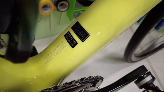 Яркий! Specialized Tarmac смотреть онлайн