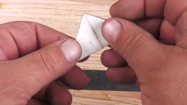 БЕЗ ОСТРОГО УГЛА! Соединяем два уголка, секрет старых мастеров