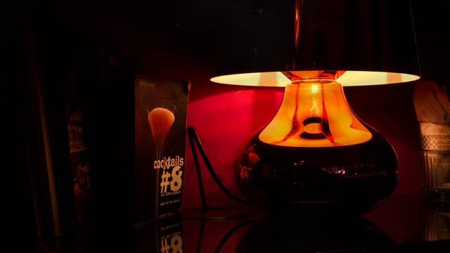 Noir Reading Ambience ? — Warm Lamp Glow & City Traffic Outside смотреть онлайн