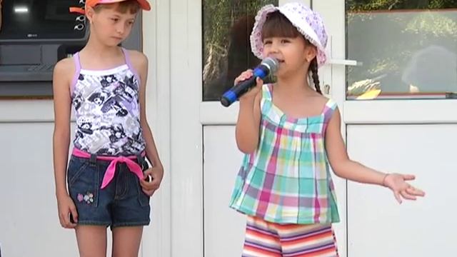 СОЛНЫШКО СМЕЕТСЯ смотреть онлайн