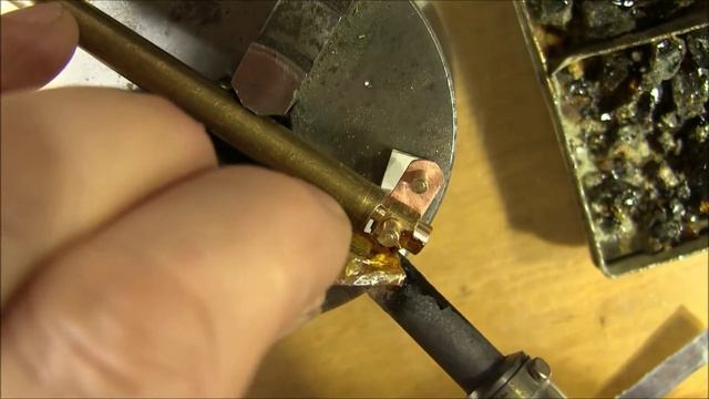 Автомобиль HUMMER. Ремонт подвески смотреть онлайн