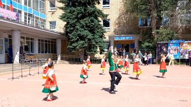 ,, Перепляс,, ,, Земляниченька,, на Арт-фестивале ,, Территория,, Сатурн,, 2022 смотреть онлайн