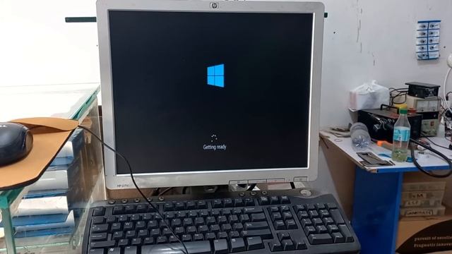 How to Install Windows 10 with USB Pen drive or DVD (Easy) смотреть онлайн