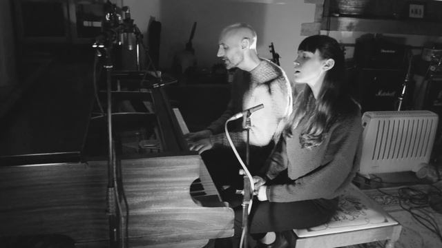 VLMV The Navigator Live at Shaken Oak ft. Natalie Evans смотреть онлайн
