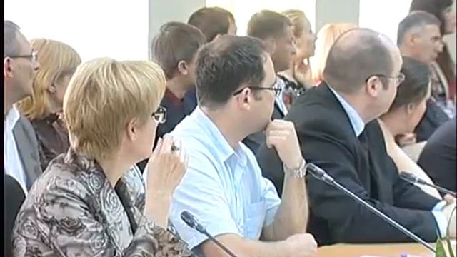 Симферополь, Государственный Совет, конференция по 44 и 223 ФЗ 15 мая 2014 года6 смотреть онлайн