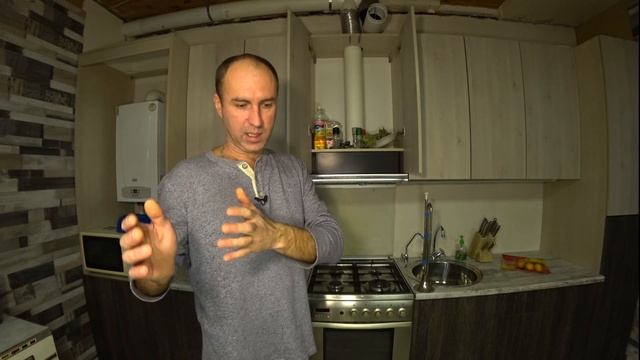 Как выбрать вытяжку ??? Бесшумная или Мощная вытяжка на кухню. Выбор кухонной вытяжки . смотреть онлайн