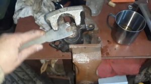 Вдавливание заднего тормозного цилиндра ауди а 4 б5