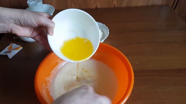 Кексы на кефире. Самый простой рецепт!!! смотреть онлайн