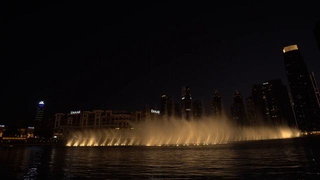 The Dubai Fountain - Esmaha Dubai