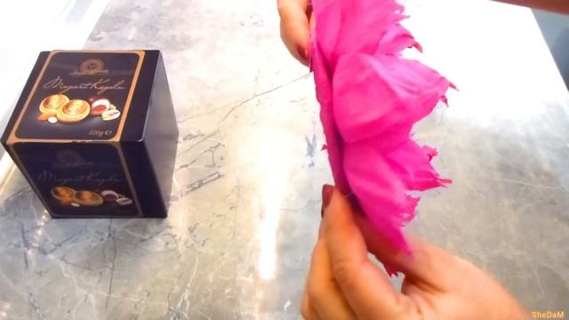 Лучшая идея упаковки конфет ЛОТОС из гофрированной бумаги ЦВЕТОК из КОНФЕТ ОФОРМЛЕНИЕ коробки конфе смотреть онлайн