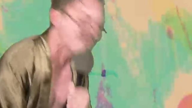 I'M A FLAMINGO (LIVE) смотреть онлайн