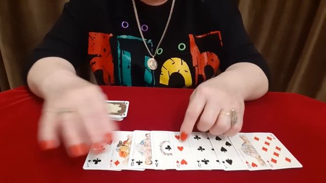 КРЕСТОВЫЙ КОРОЛЬ ЧТО У НЕГО В ЖИЗНИ ПРОИСХОДИТ ПРЯМО СЕЙЧАС? смотреть онлайн