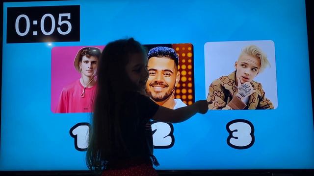 Угадай кто поёт песню со мной смотреть онлайн