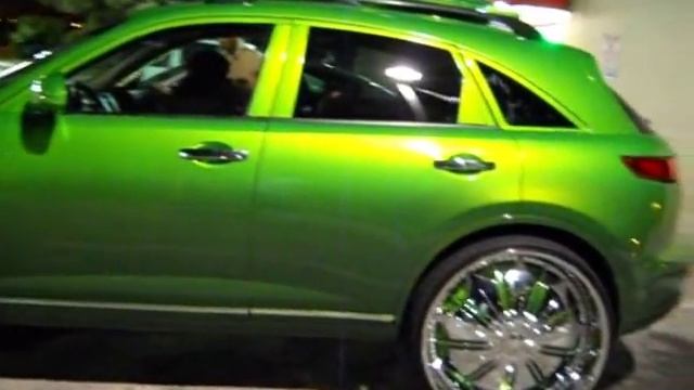 Candy Green Infiniti FX35 on 28" Dub Presidential Floaters смотреть онлайн