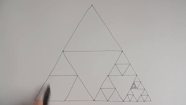 How to Draw The Sierpinski Triangle: A Fractal Zoom смотреть онлайн