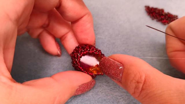 Серьги из бисера и кабошонов в виде капли своими руками смотреть онлайн