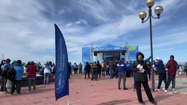 Уборка более 10 км береговой линии Байкала в селе Турка. ВЛОГ ВОЛОНТЕРАААААА