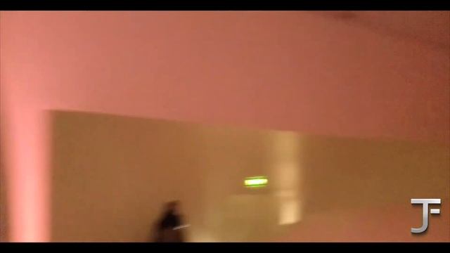 Sketch | London [egg toilets] смотреть онлайн