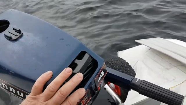Evinrude 4 из секонд-хенда на Quicksilver 310 Airdeck