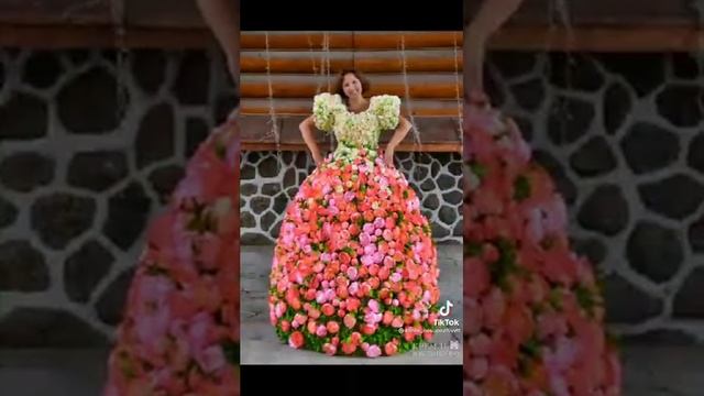 Платья из цветов ? смотреть онлайн