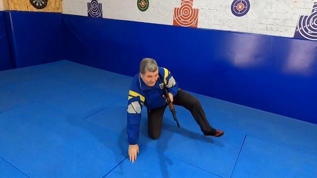 Скоростная укладка для ведения огня из карабина в нижнем уровне