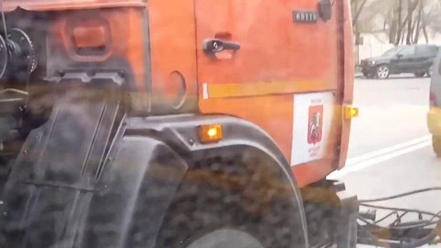 Почувствуй себя пассажиром автобуса перед Майскими праздниками смотреть онлайн