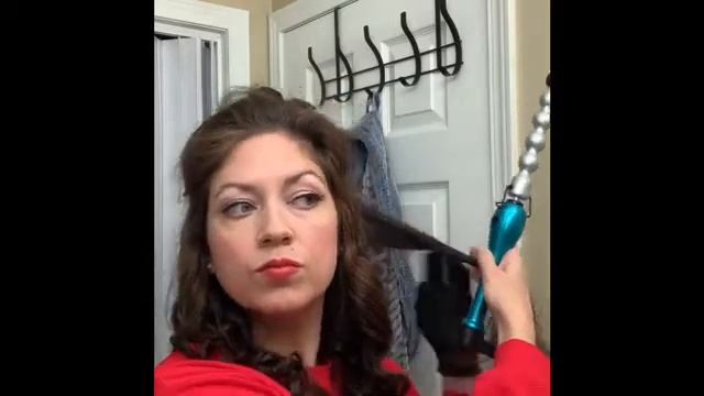 How to curl hair in 10 minutes Bed Head Rock N’ Roller bubble wand curling iron Hair Tutorial смотреть онлайн