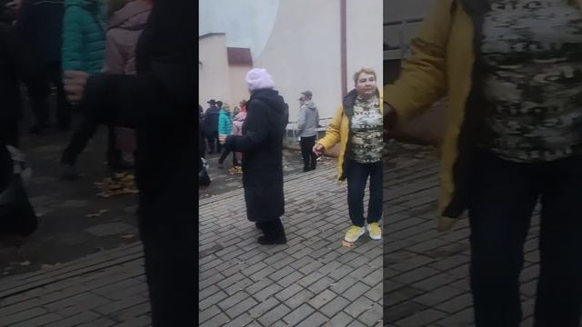 Рядом не с тобой......29.10.22 Гомель парк Луначарского ? смотреть онлайн
