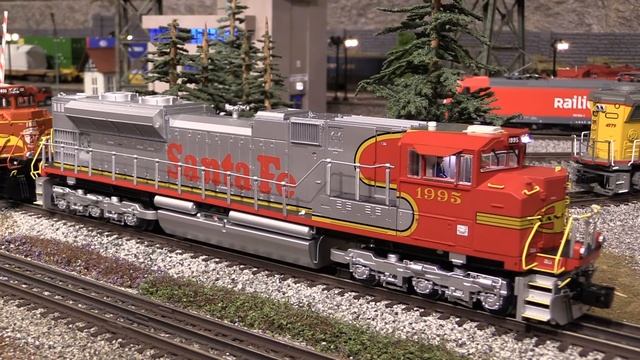 Avalanche Of Diesel Power! The Newest SD70ACe From Lionel.