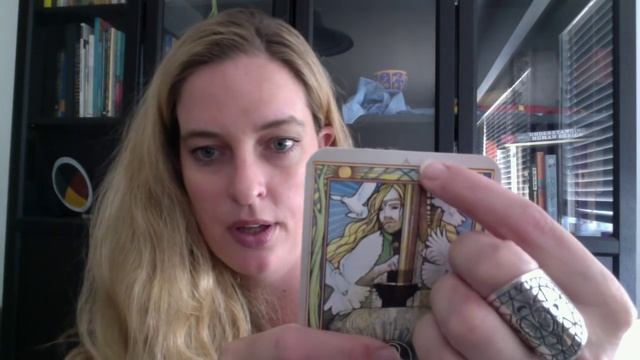 Sacred Sites Oracle Cards Unboxing смотреть онлайн