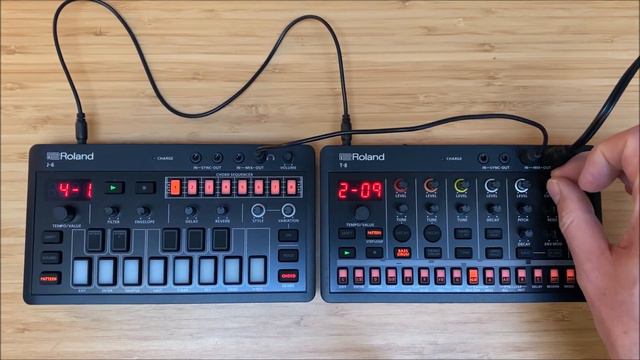 ROLAND T-8 and J-6 - ACID JAM "MELANCHOLIA" смотреть онлайн