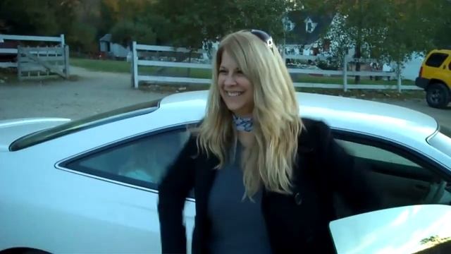 The Groovy Apple Picking Dance 2010 смотреть онлайн